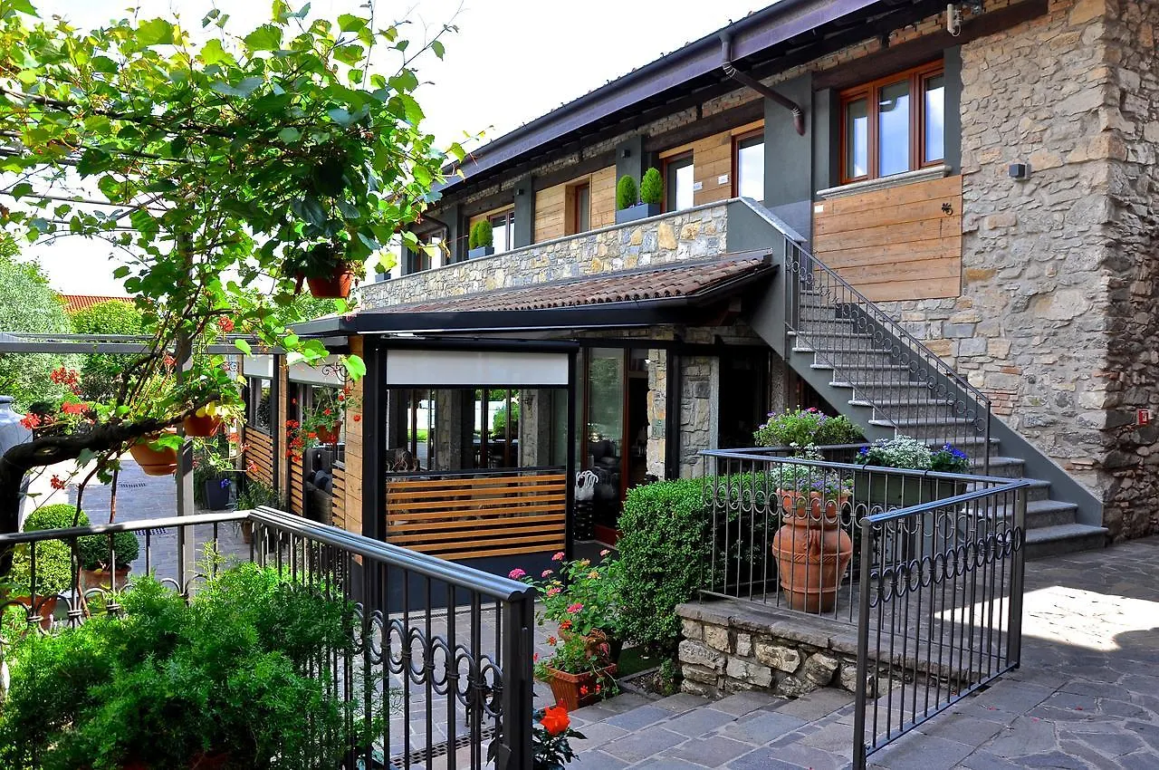 Heidi Bed&Breakfast Albavilla Italia