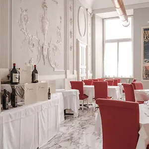 De 4*, Gênes Italie