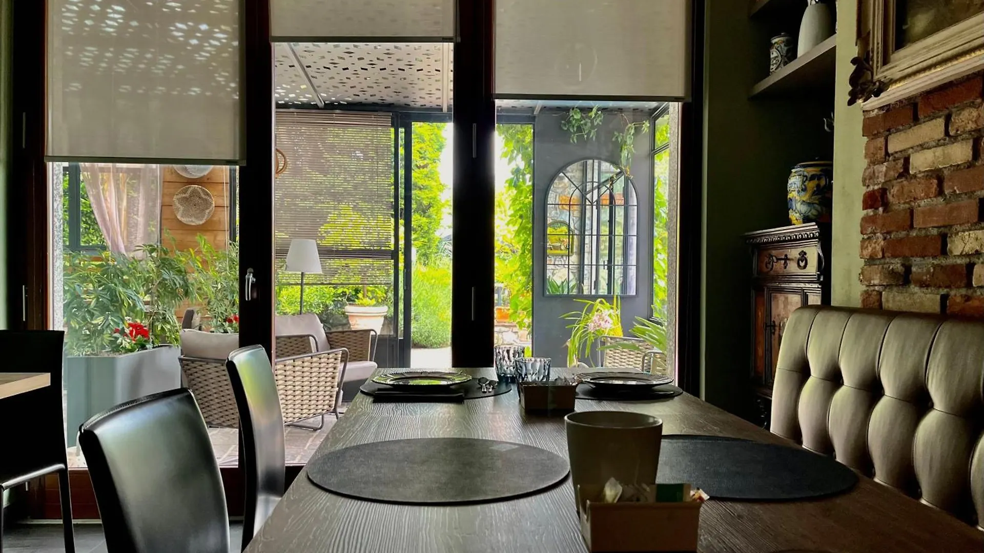 Heidi Bed And Breakfast Albavilla Bed & Breakfast