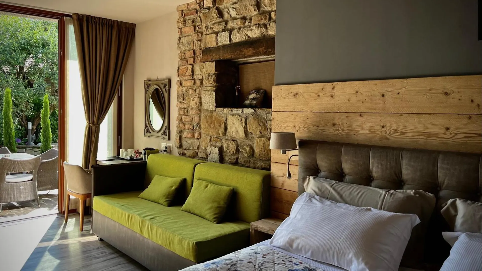 Heidi Bed And Breakfast Albavilla 3*,